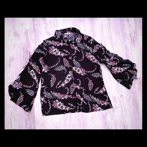 ONE HART black floral long sleeve women  top size S